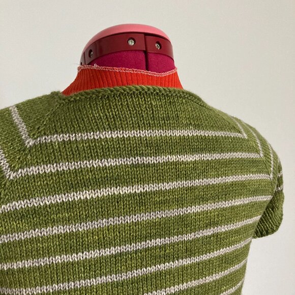 Tee Green & Grey Stripes Hand knit Small - Picture 6 of 10